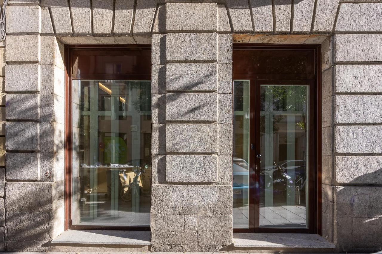 Abada Loft Lägenhet Madrid Exteriör bild