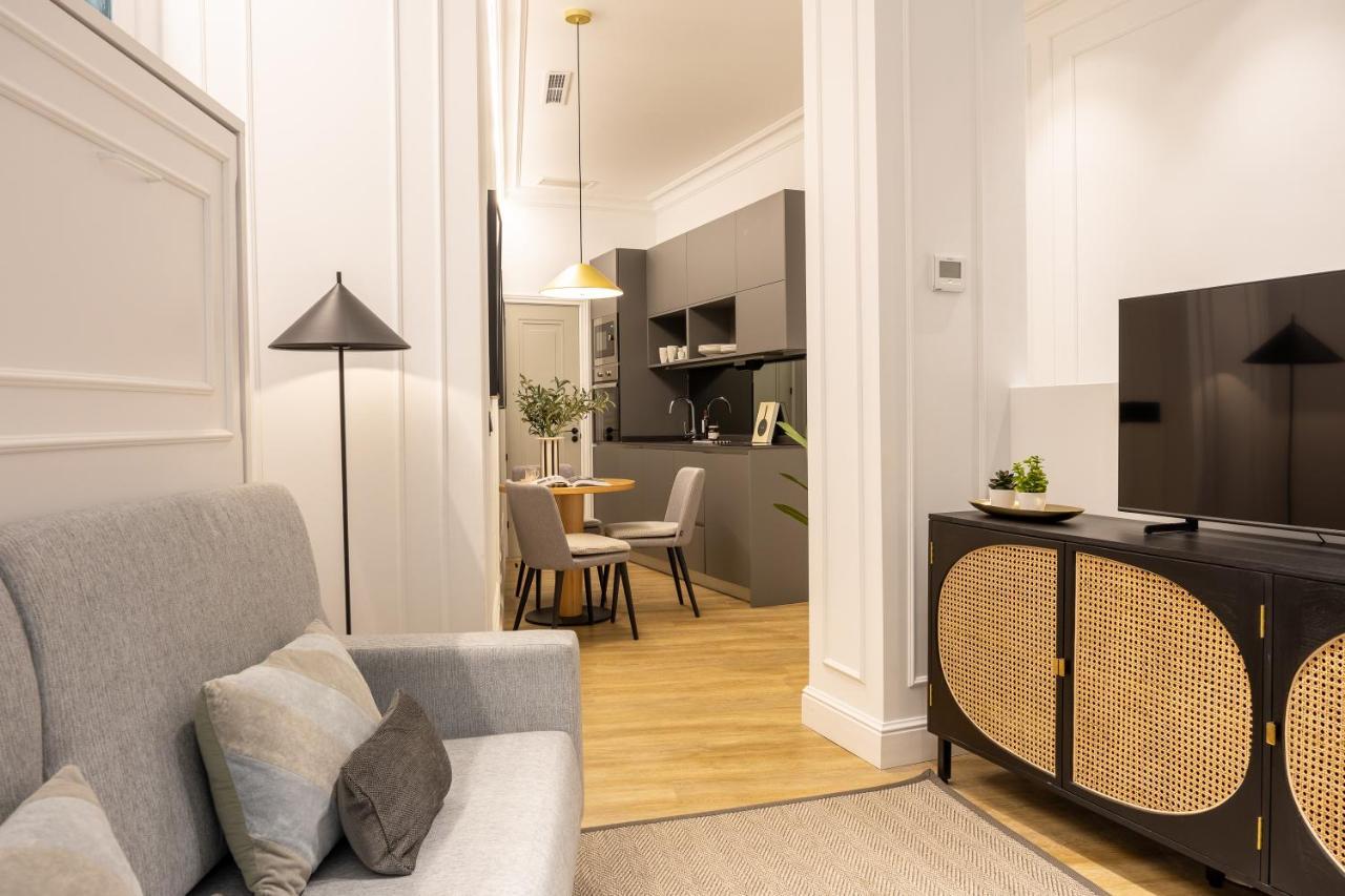 Abada Loft Lägenhet Madrid Exteriör bild
