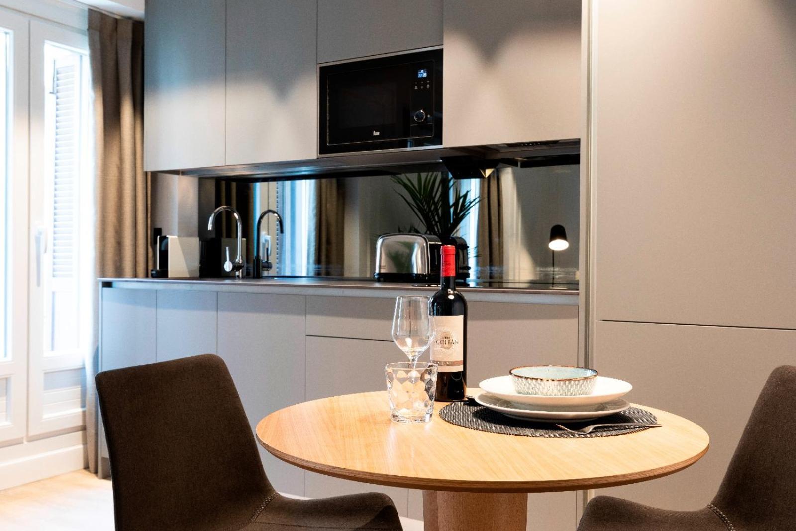 Abada Loft Lägenhet Madrid Exteriör bild