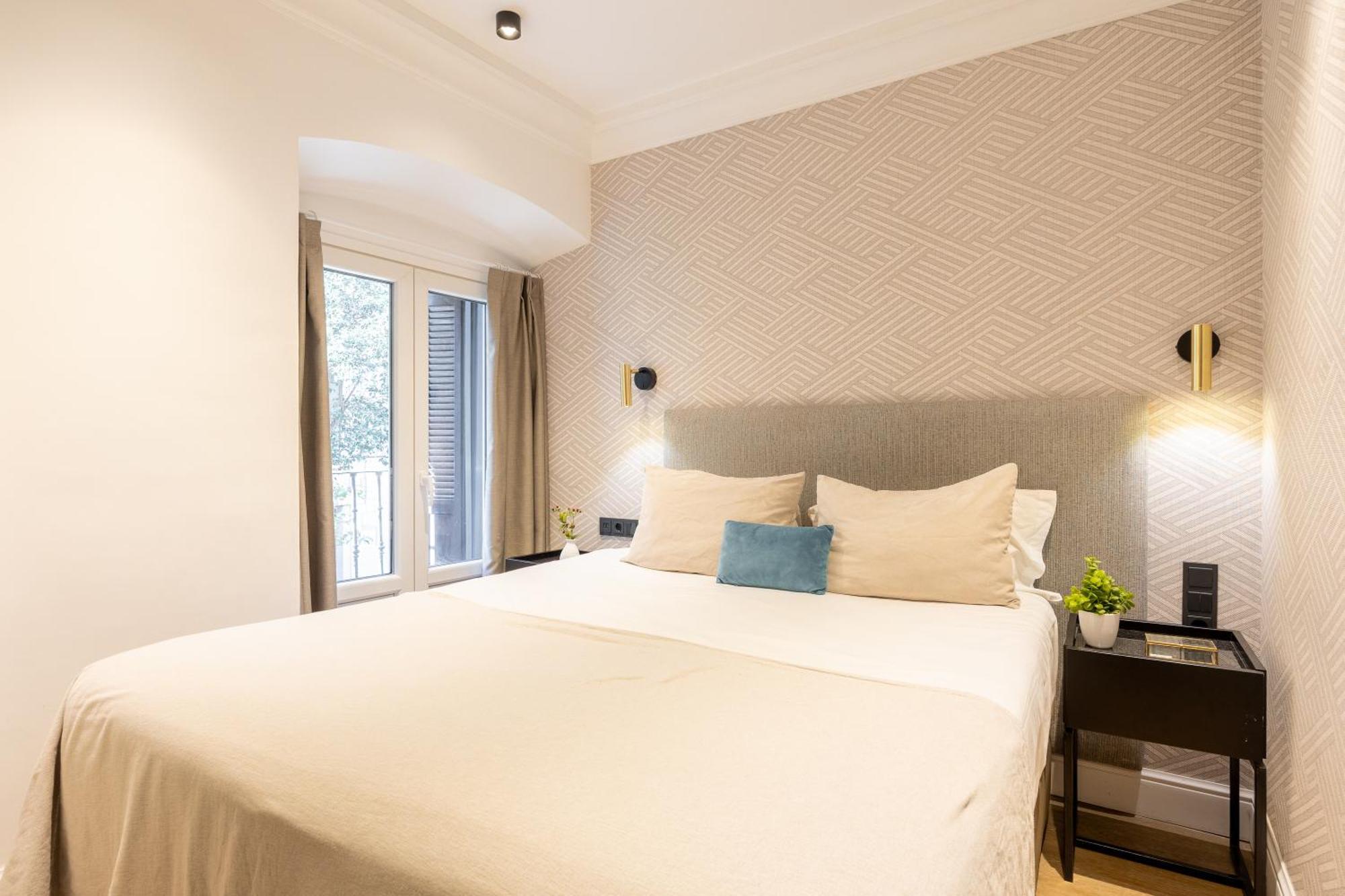Abada Loft Lägenhet Madrid Exteriör bild