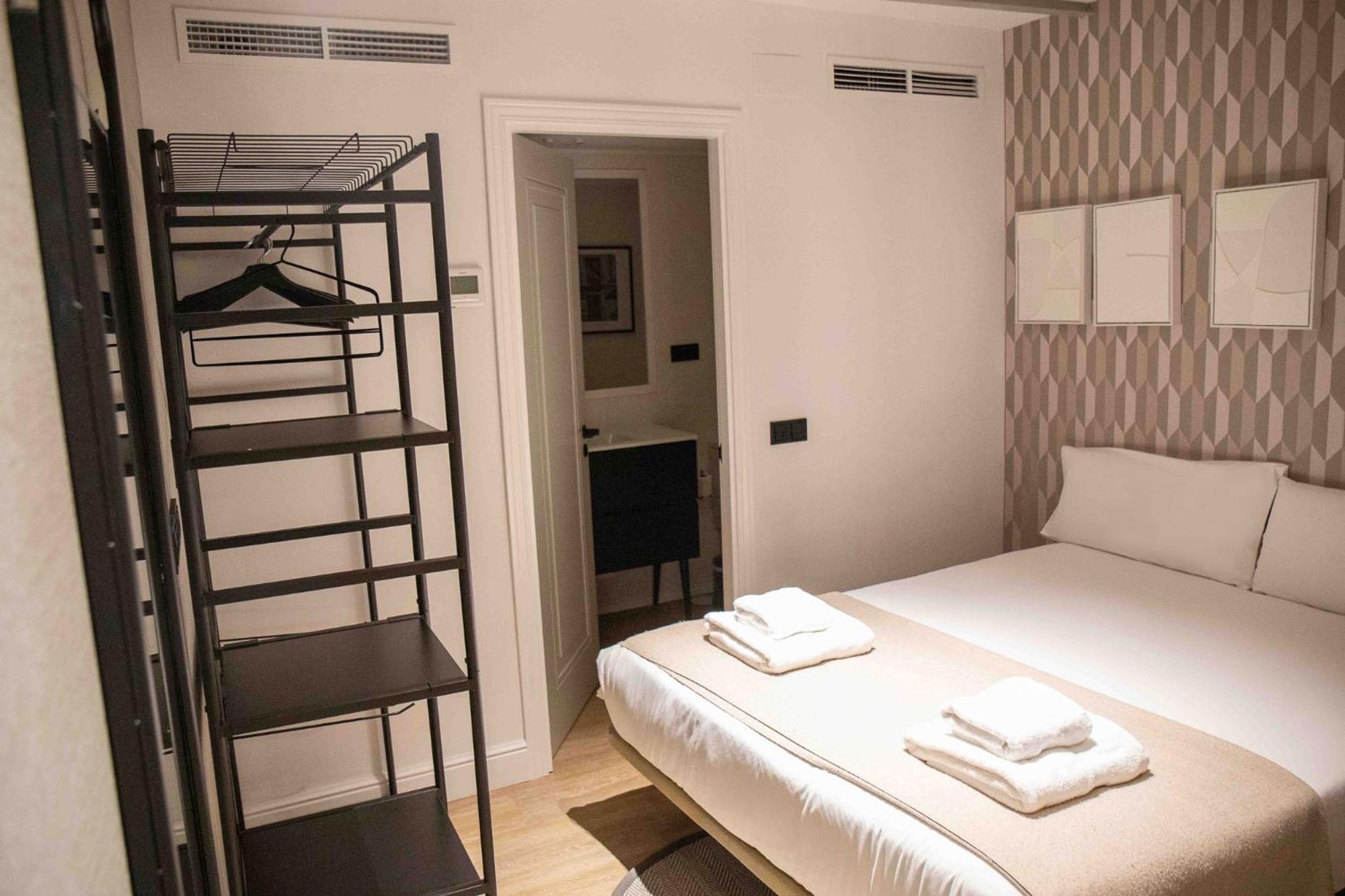 Abada Loft Lägenhet Madrid Exteriör bild